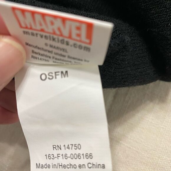 Marvel Spider-Man Hat   - Picture 5 of 5